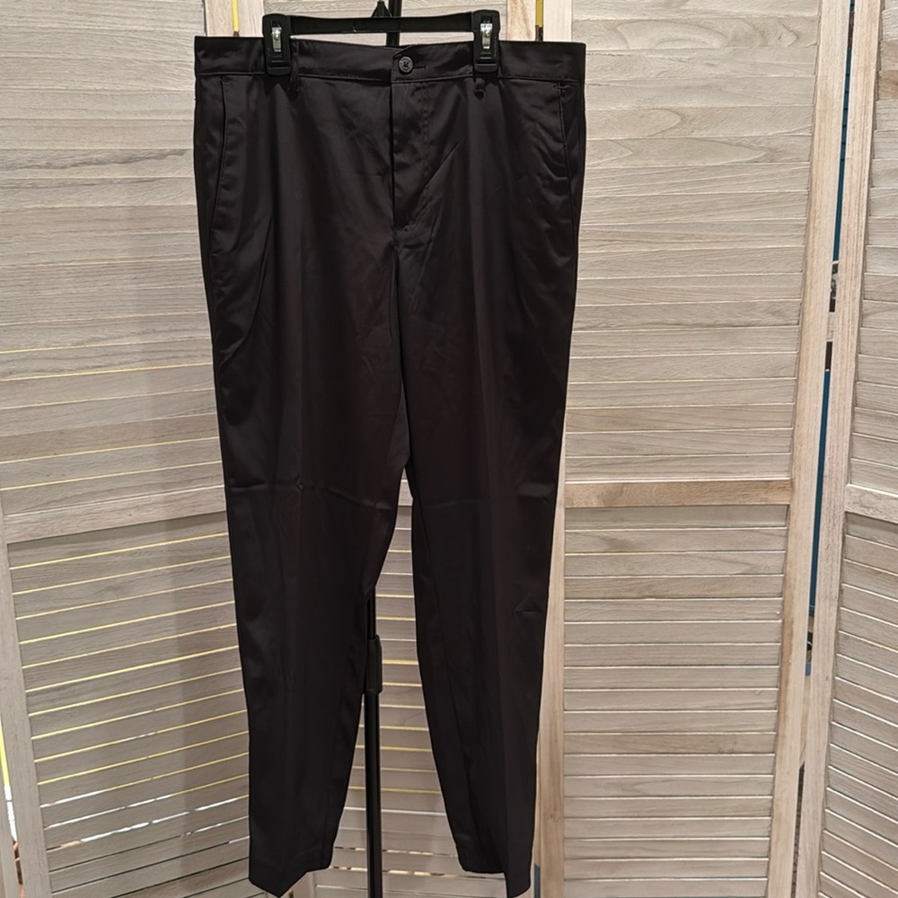 CALLAWAY Golf Joggers NWT Size 33x32